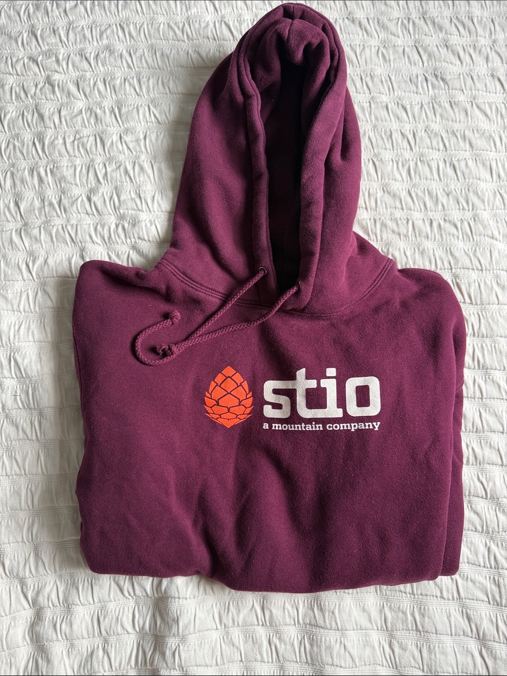 Stio Pullover Hoodie in Deep Plum with Orange Logo size Medium